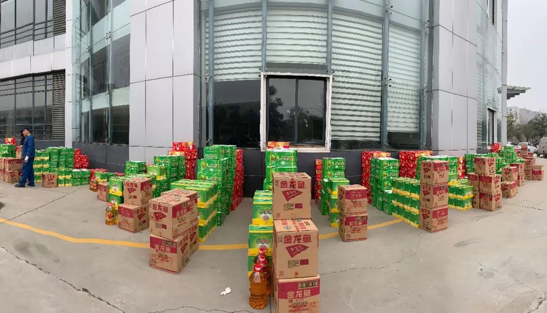 新春送温暖 乐投在线为全体员工发放新春物资