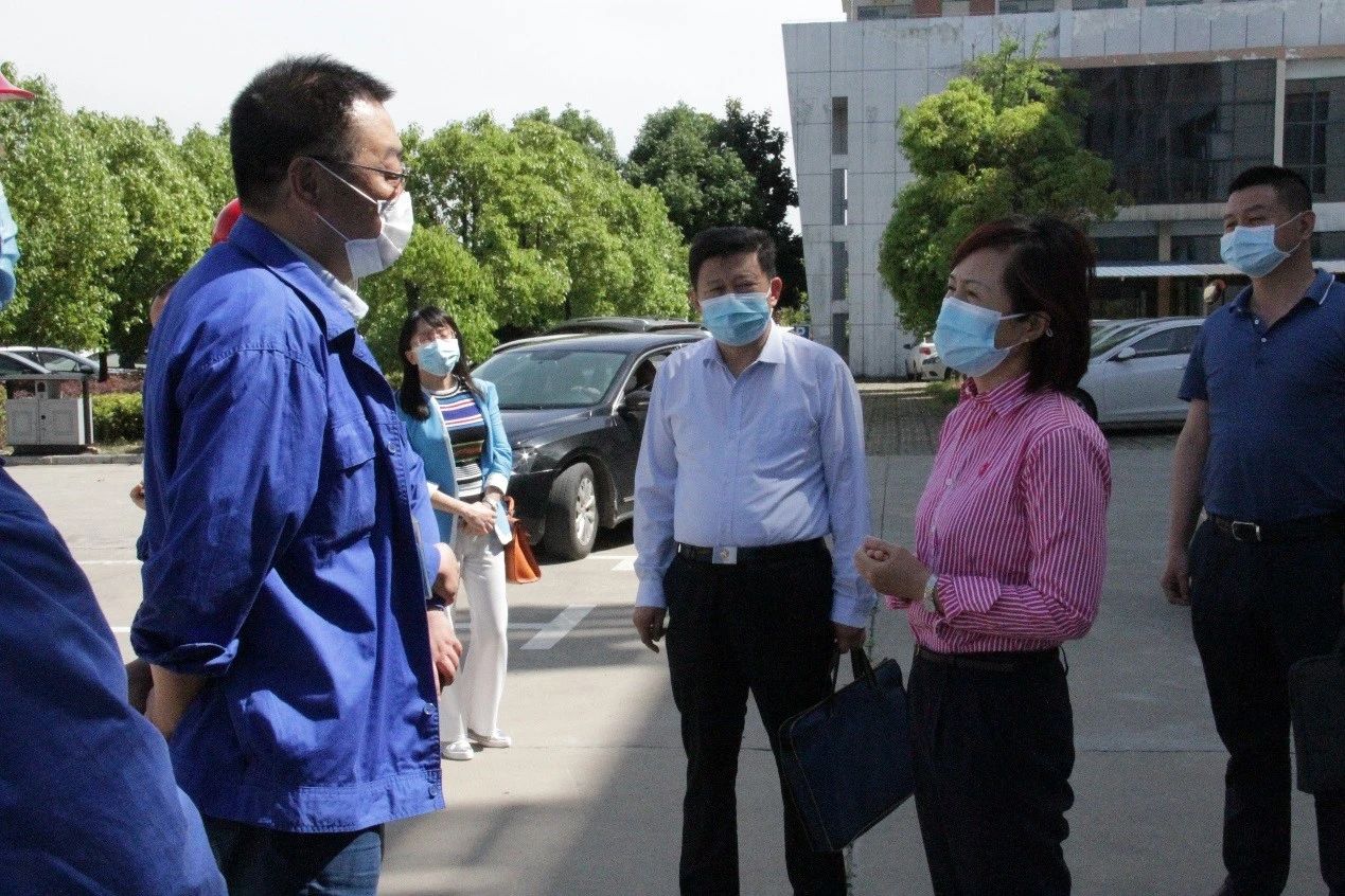 湖北省自然资源厅副厅长夏亚灵一行莅临乐投在线重工走访调研