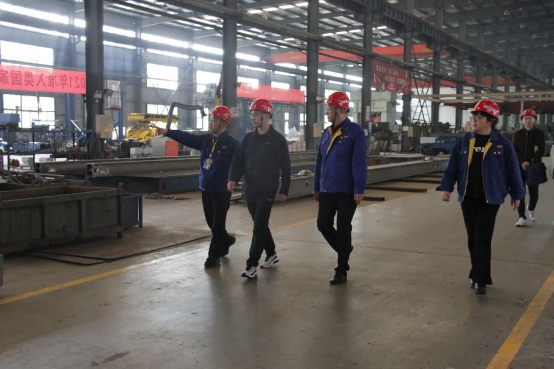 襄阳市委巡察办主任安雪尽莅临乐投在线重工考察调研