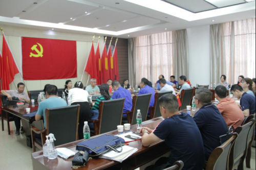 襄阳市委巡察办、乐投在线重工党支部联合开展5月份主题党日活动